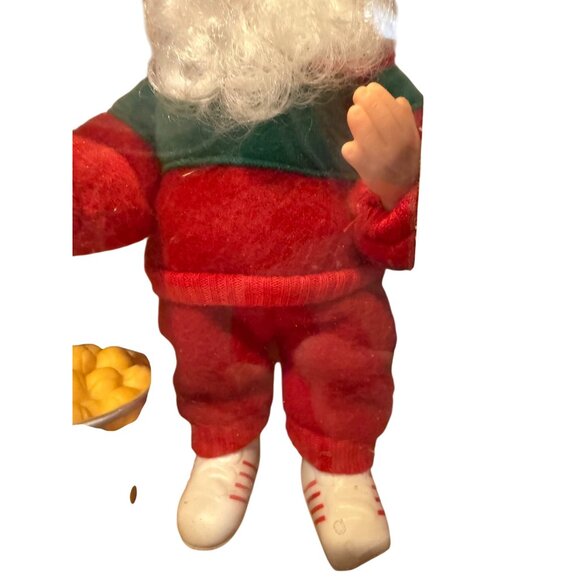 NIB Holiday Time Tennis Sport Santa Musical 1998 Christmas vintage collectable - Picture 3 of 11